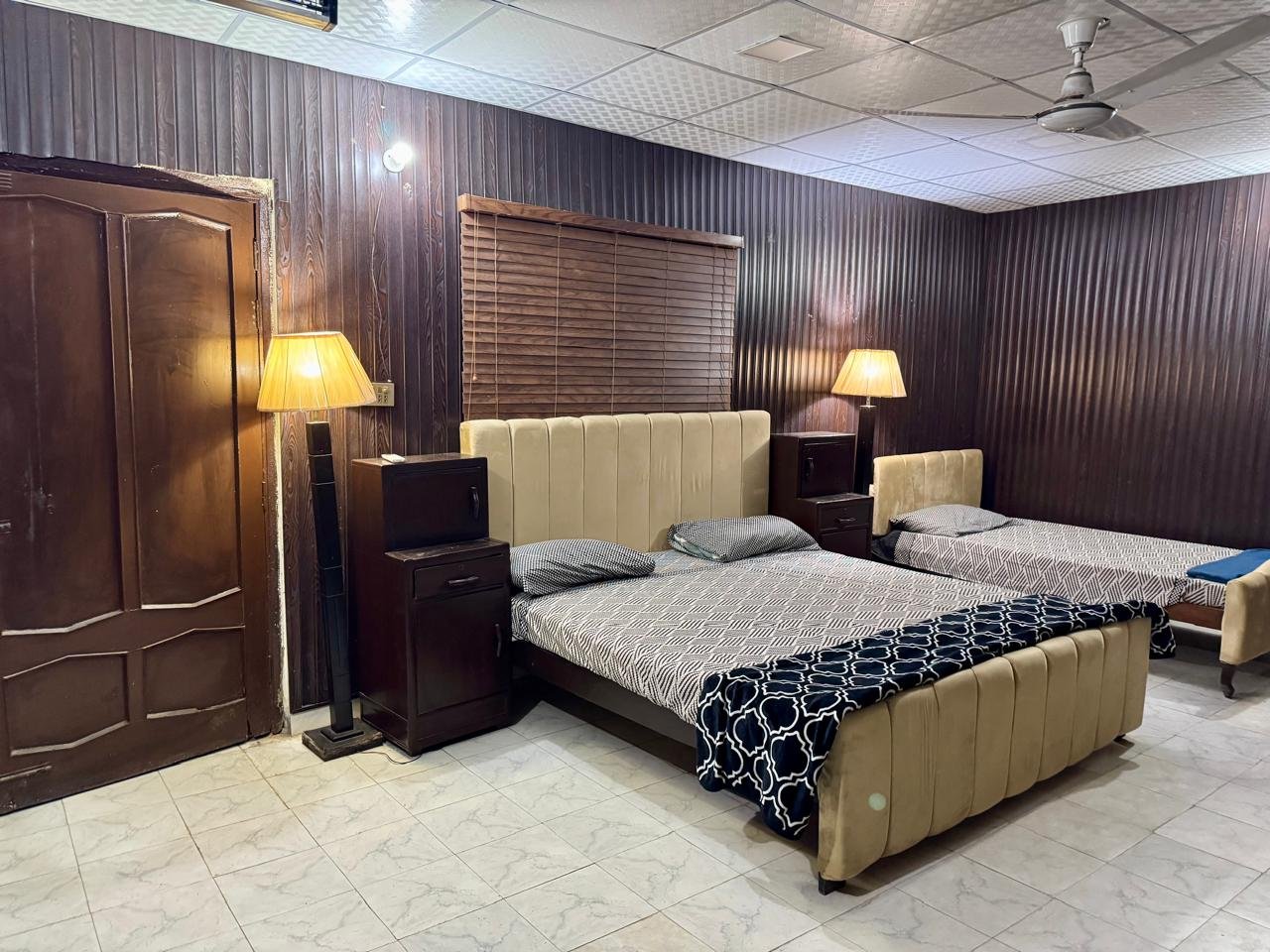 https://airportlodgesislamabad.com/wp-content/uploads/2025/07/WhatsApp-Image-2025-07-04-at-16.20.33_1e467531.jpg